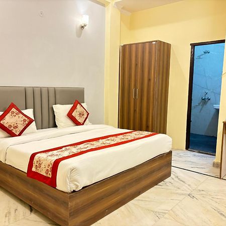 Hotel Vegas Corporate Suites Noida Dış mekan fotoğraf