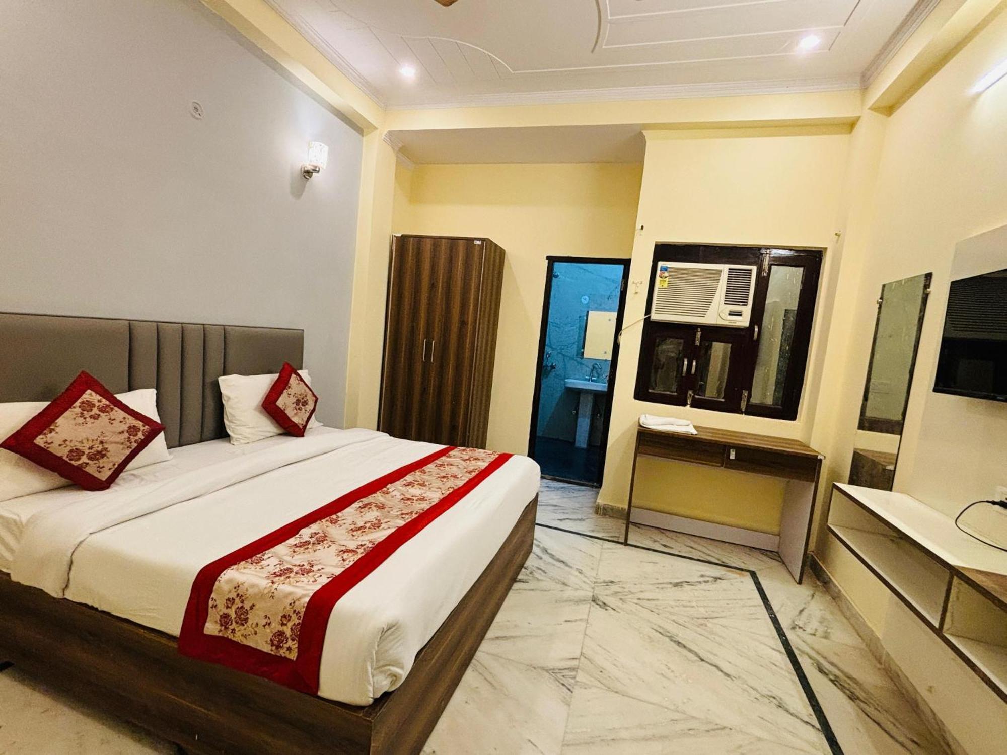 Hotel Vegas Corporate Suites Noida Dış mekan fotoğraf